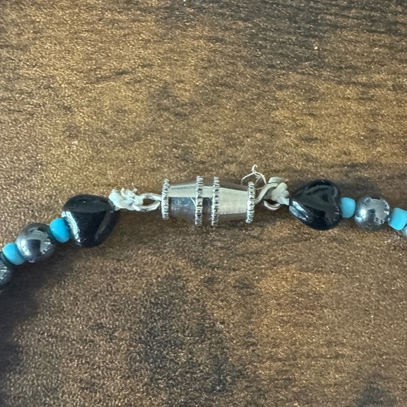 Vintage Turquoise Hematite Beaded Necklace - Picture 6 of 7